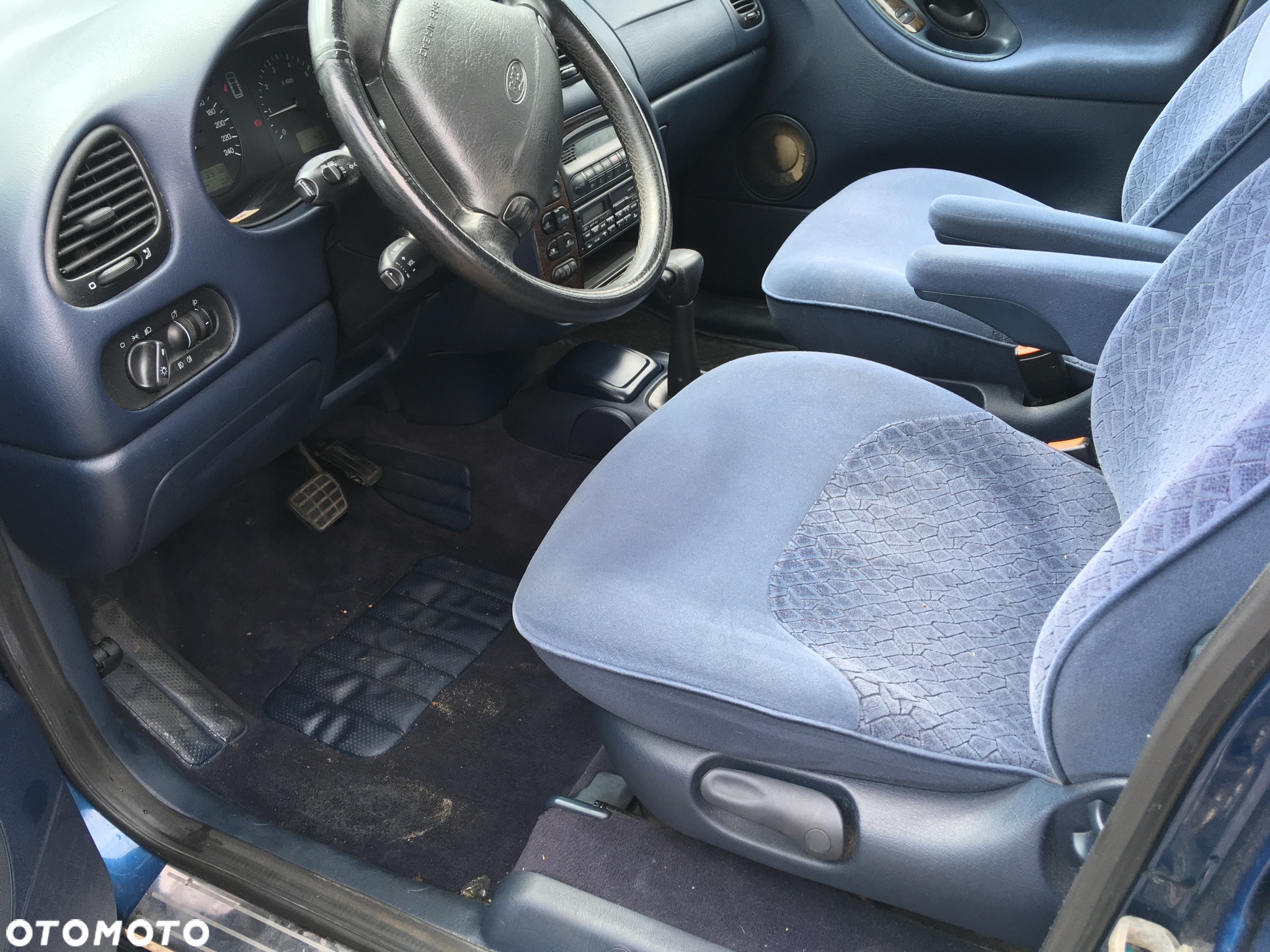 Ford Galaxy 2.8 V6 4x4 Ghia - 23
