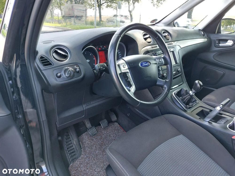 Ford Galaxy 2.0 TDCi Titanium - 12