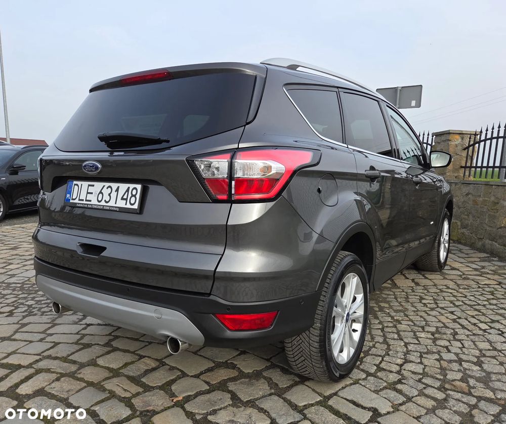 Ford Kuga 2.0 TDCi 4x4 Titanium - 3