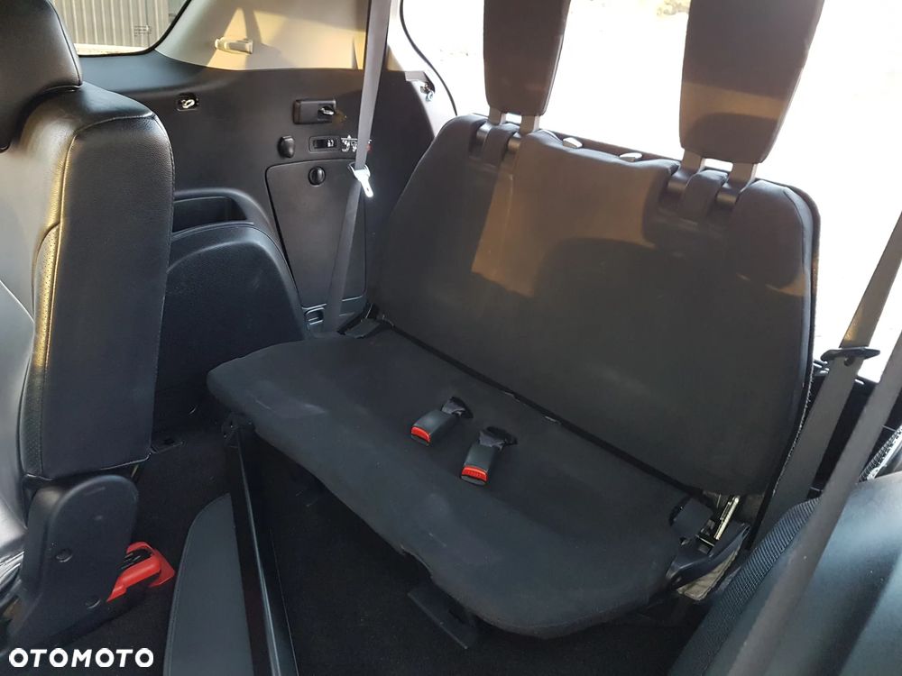 Mitsubishi Outlander 2.0 DID Intense + - 19