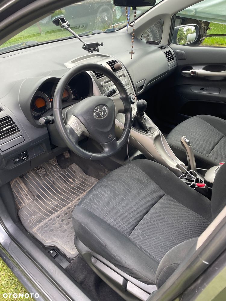 Toyota Auris 1.4 D-4D - 14