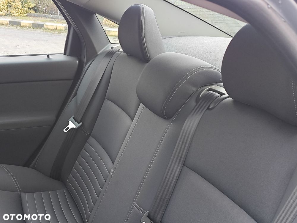 Volvo S40 2.4 Momentum - 10