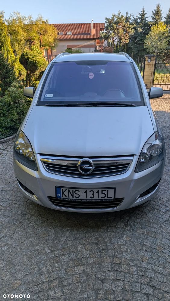 Opel Zafira 1.8 - 12
