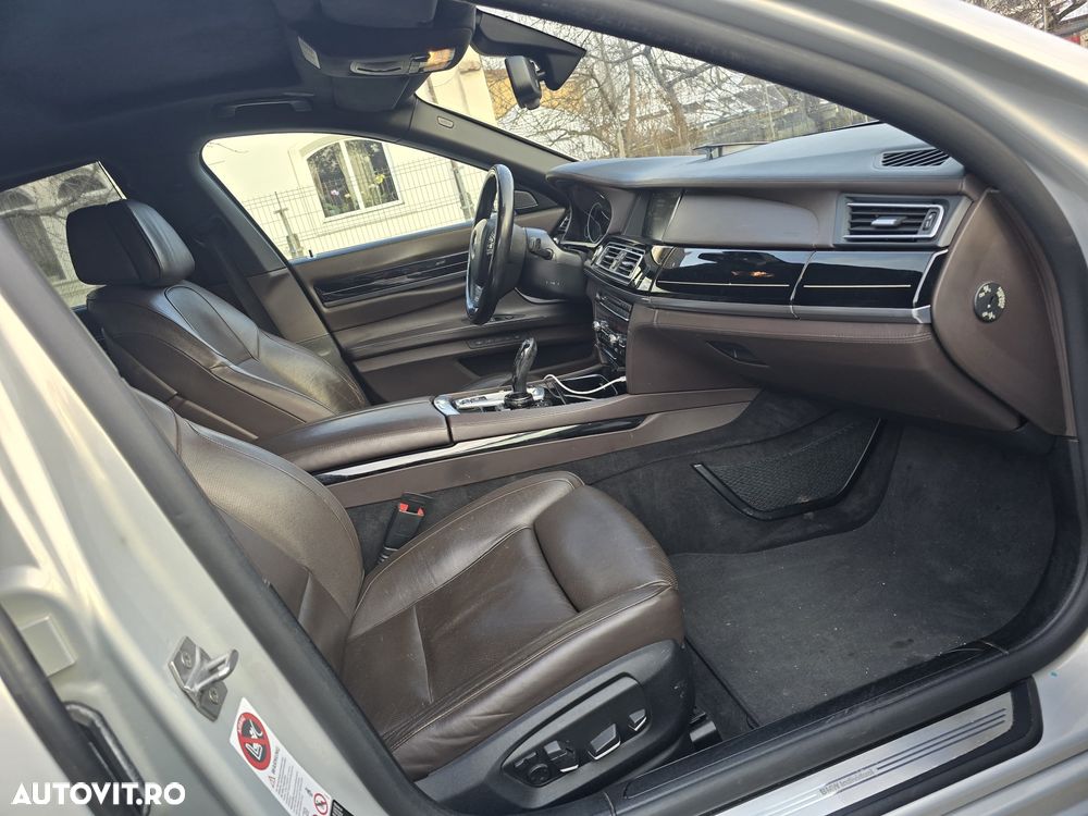 BMW Seria 7 740d xDrive Edition Exclusive - 2