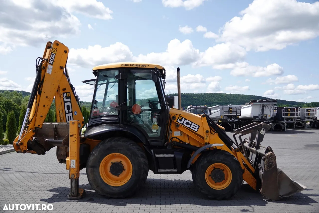 JCB 3CXCAEC / EXCAVATOR / MANETĂ DE SERVICIU / 2011 - 17