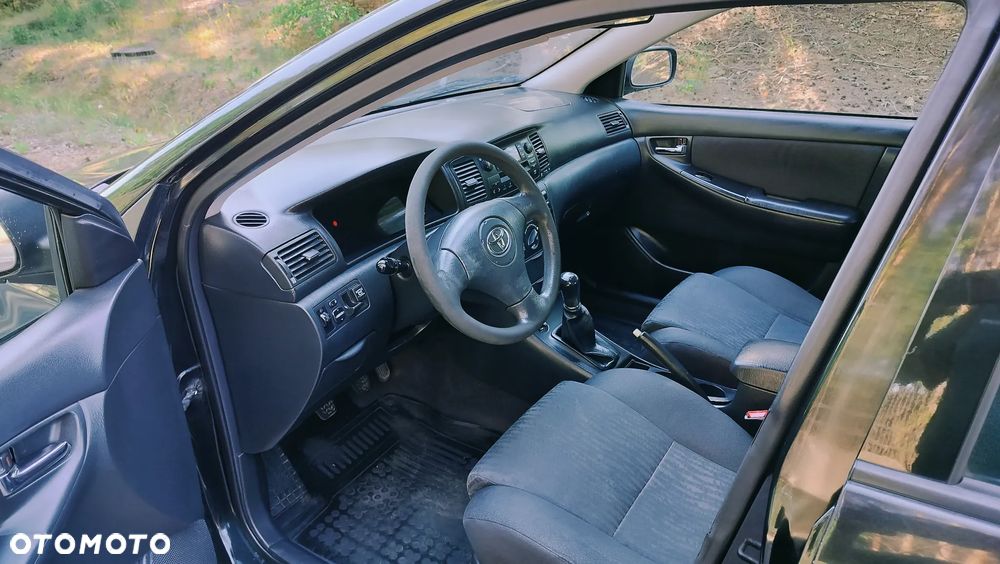 Toyota Corolla 1.4 VVT-i Luna - 8
