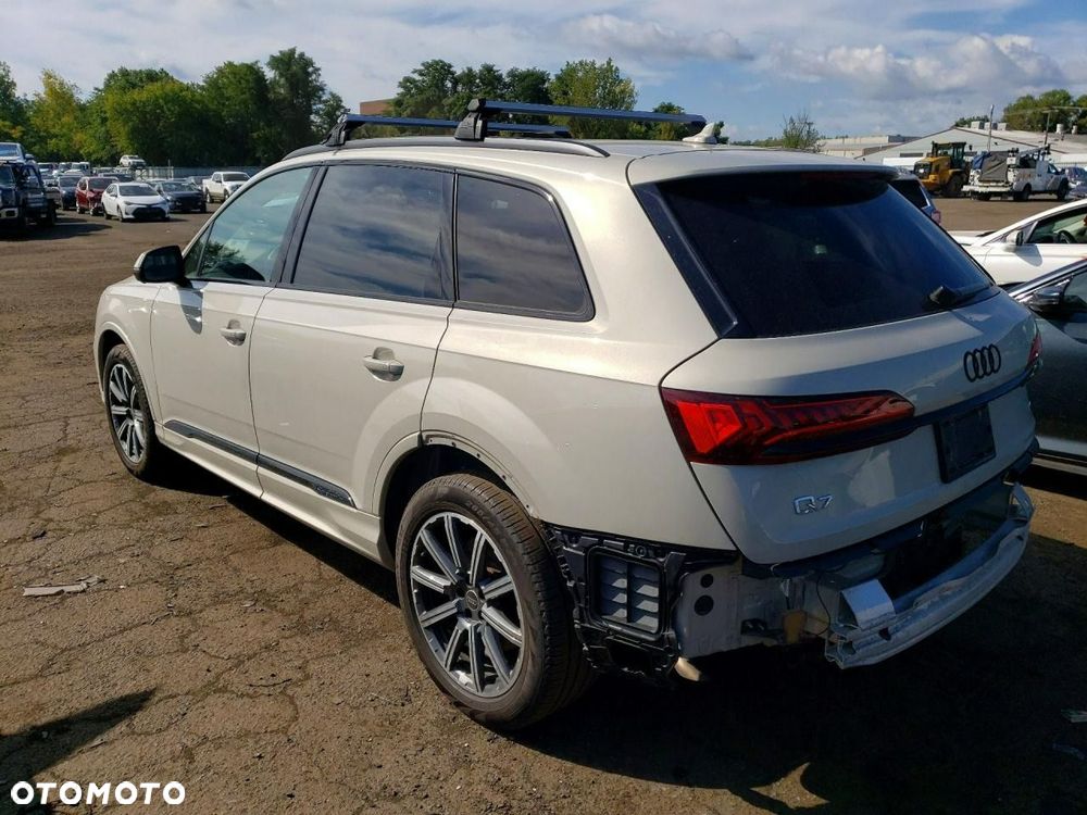 Audi Q7 2024 photo 5