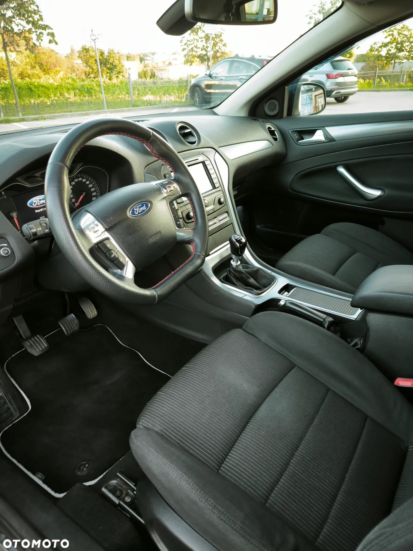 Ford Mondeo - 14