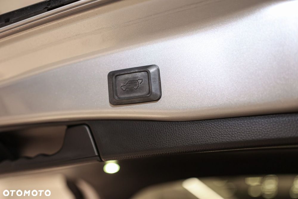 Toyota RAV4 2.5 Hybrid Selection 4x2 - 28
