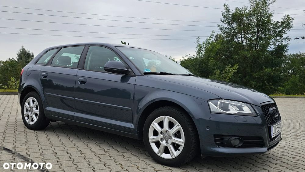 Audi A3 2.0 TDI DPF (DSG) S tronic Ambition - 11