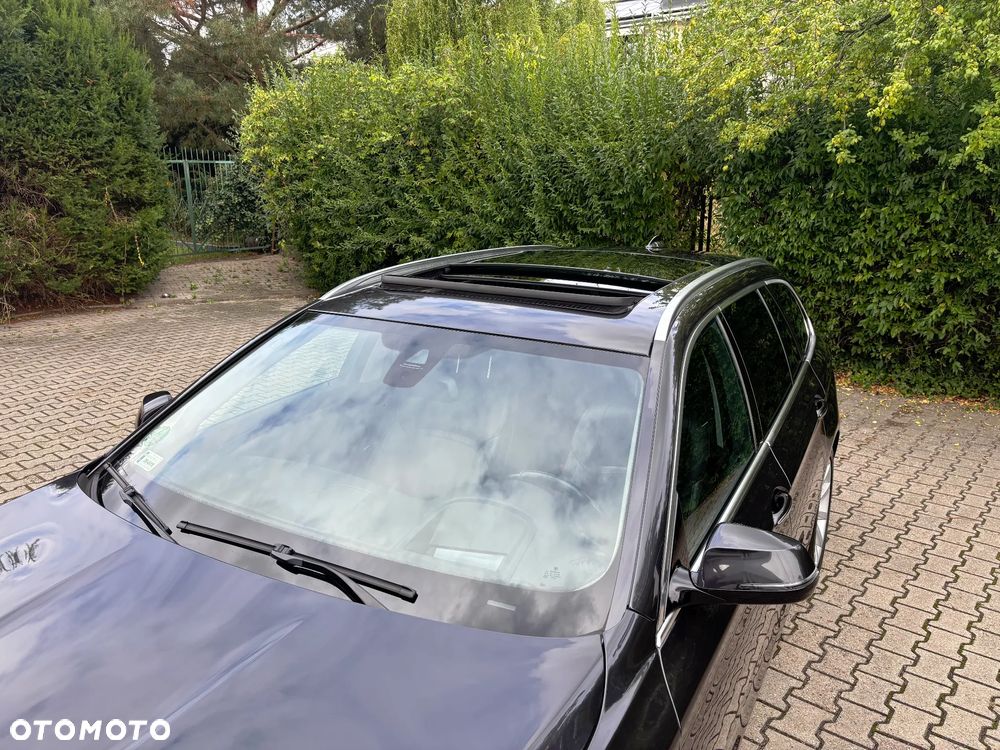 BMW Seria 5 525d xDrive Luxury Line - 14