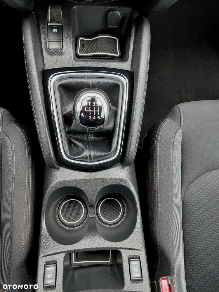 Nissan Qashqai - 14