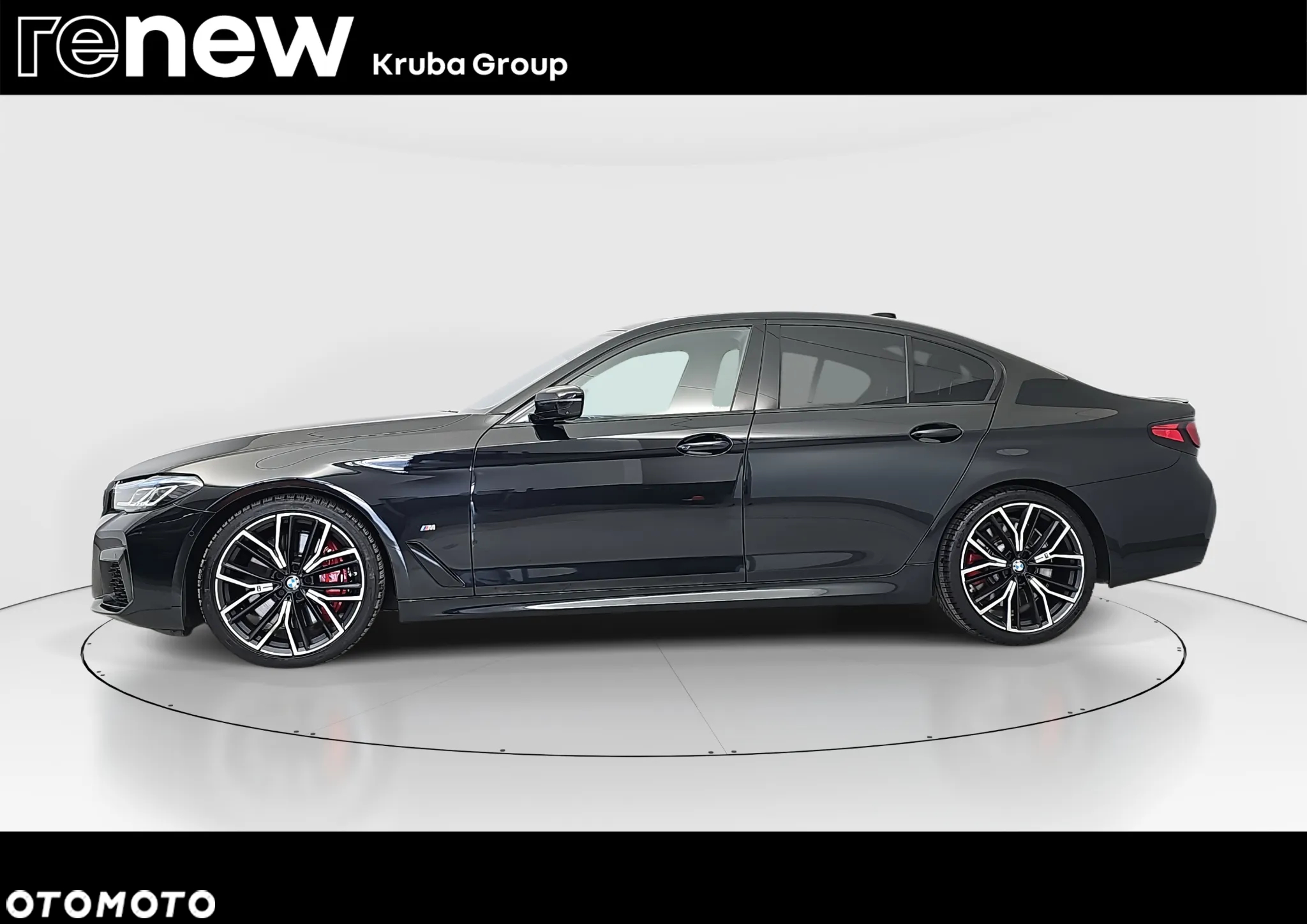 BMW Seria 5 M550i xDrive - 8
