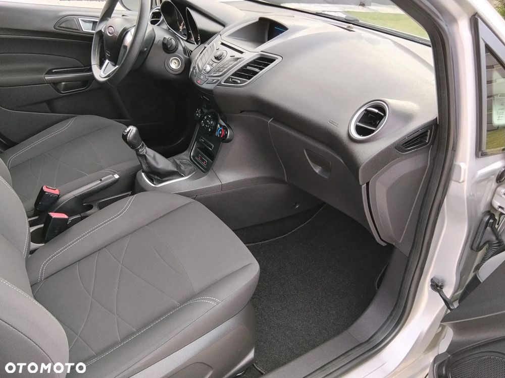 Ford Fiesta - 19