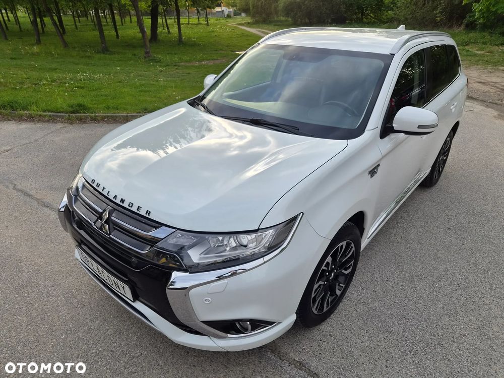 Mitsubishi Outlander - 9