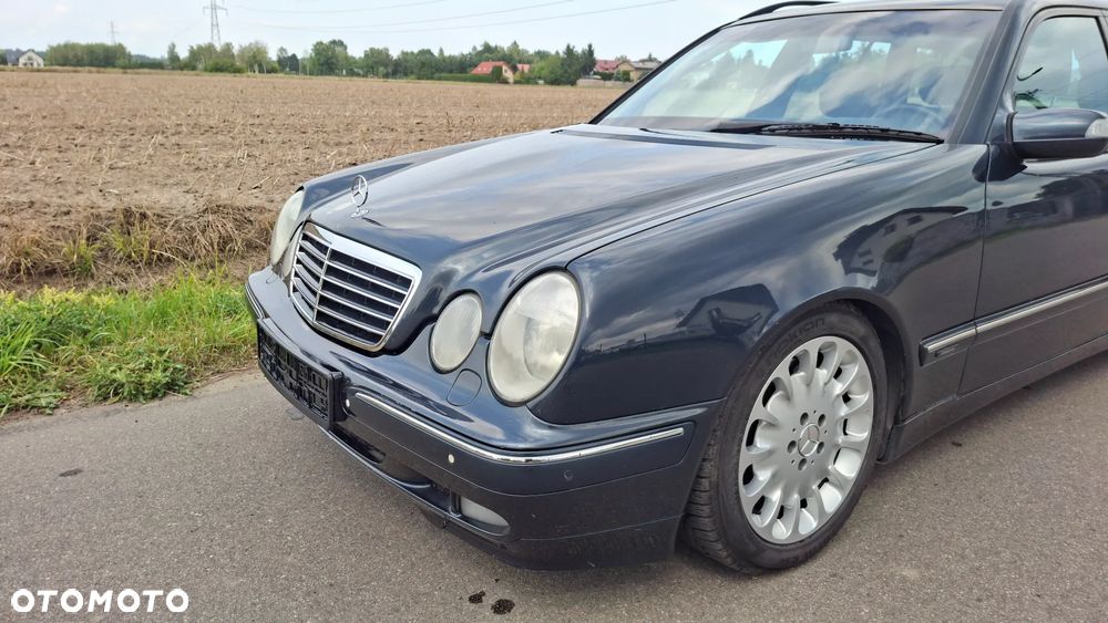 Mercedes-Benz Klasa E 430 T Avantgarde - 31