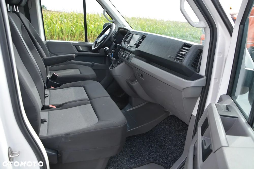 Volkswagen CRAFTER - 9