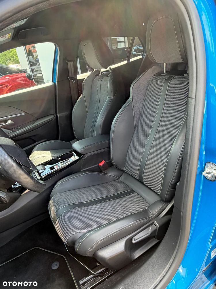 Peugeot 2008 1.5 BlueHDi GT S&S EAT8 - 5