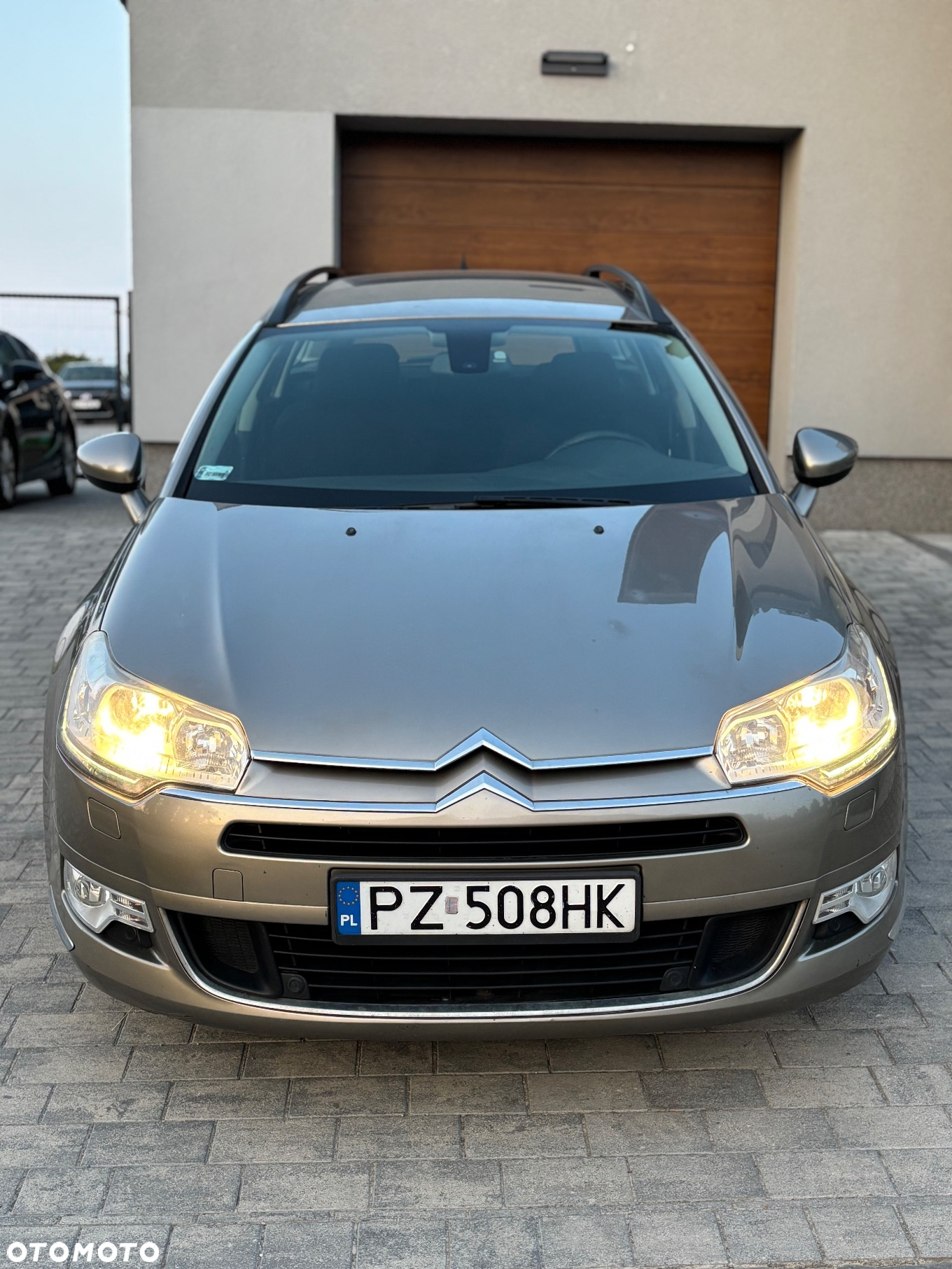 Citroën C5 Tourer e-HDi 110 EGS6 FAP Selection - 3