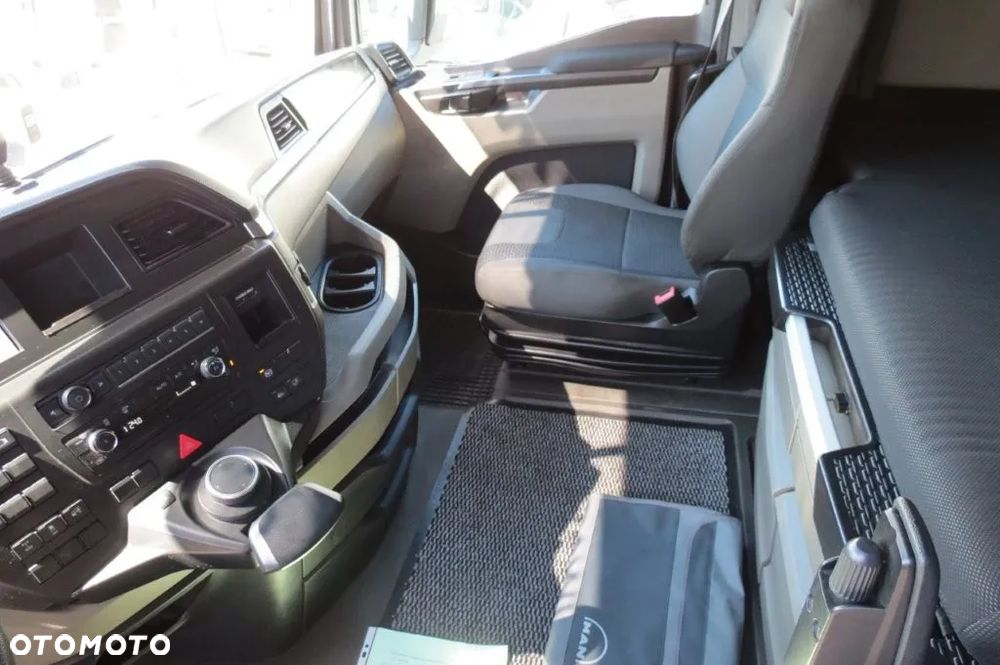 MAN TGX TG3 18.470 GX MEGA RETARDER ACC NAVI PO KONTRAKCIE SERWIS MAN NOWE OPONY - 10