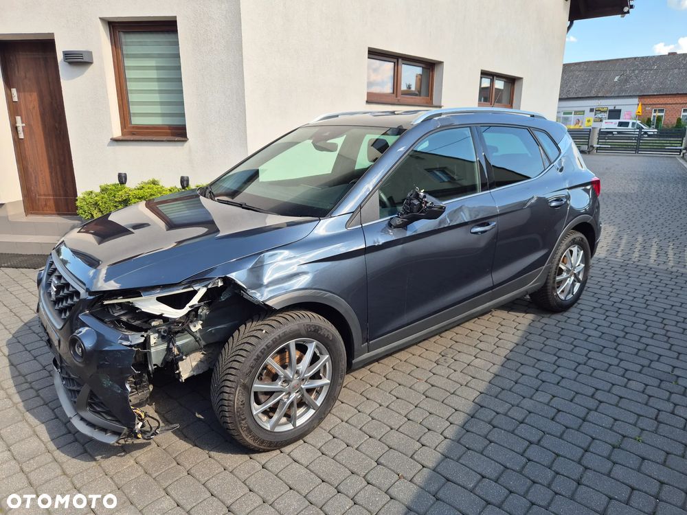Seat Arona 1.0 Eco TSI DSG FR - 13