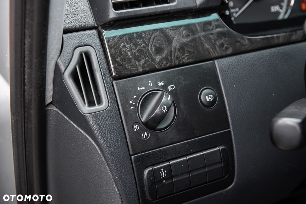 Mercedes-Benz Viano - 9