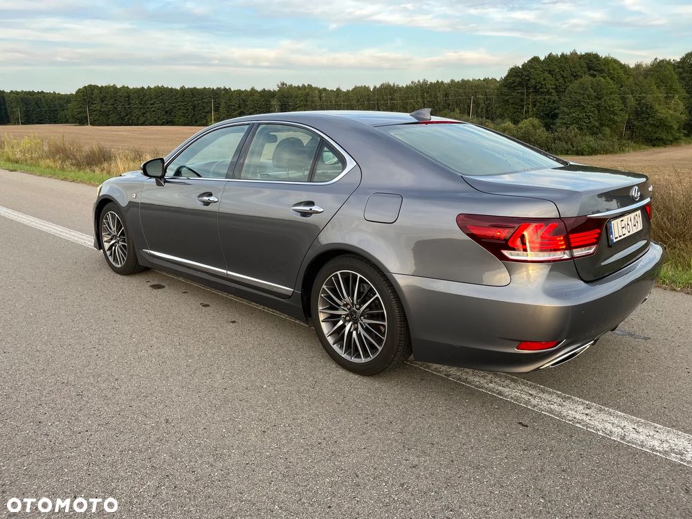 Lexus LS 460 F Sport - 7
