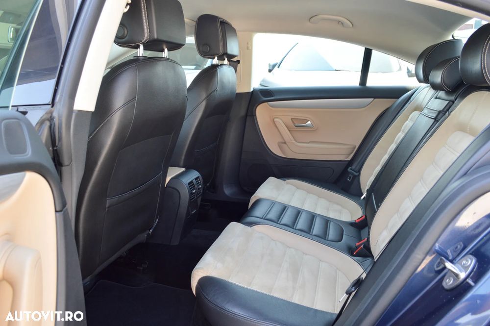 Volkswagen Passat CC 2.0 TDI 4Motion BlueMotion Technology DSG - 17