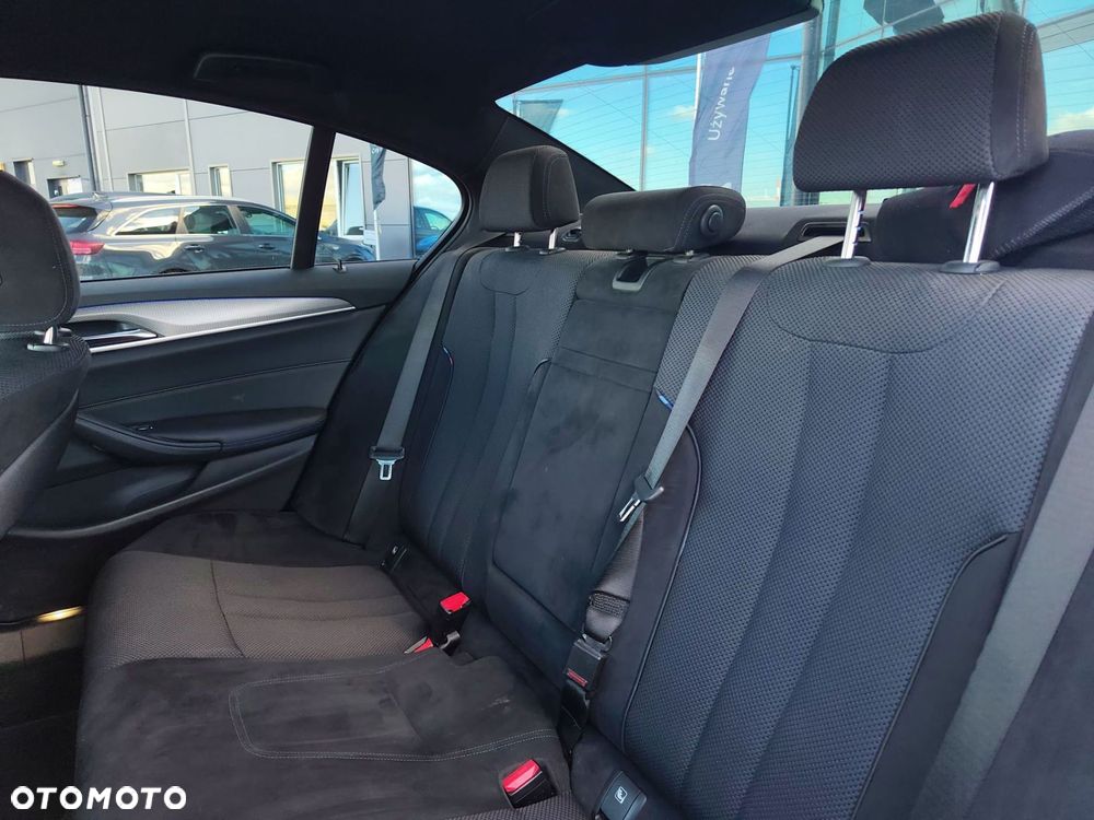 BMW Seria 5 - 16
