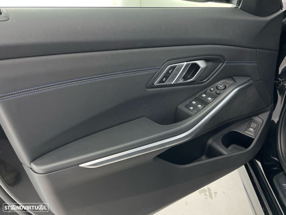 BMW 320 d Touring Pack M Auto - 15