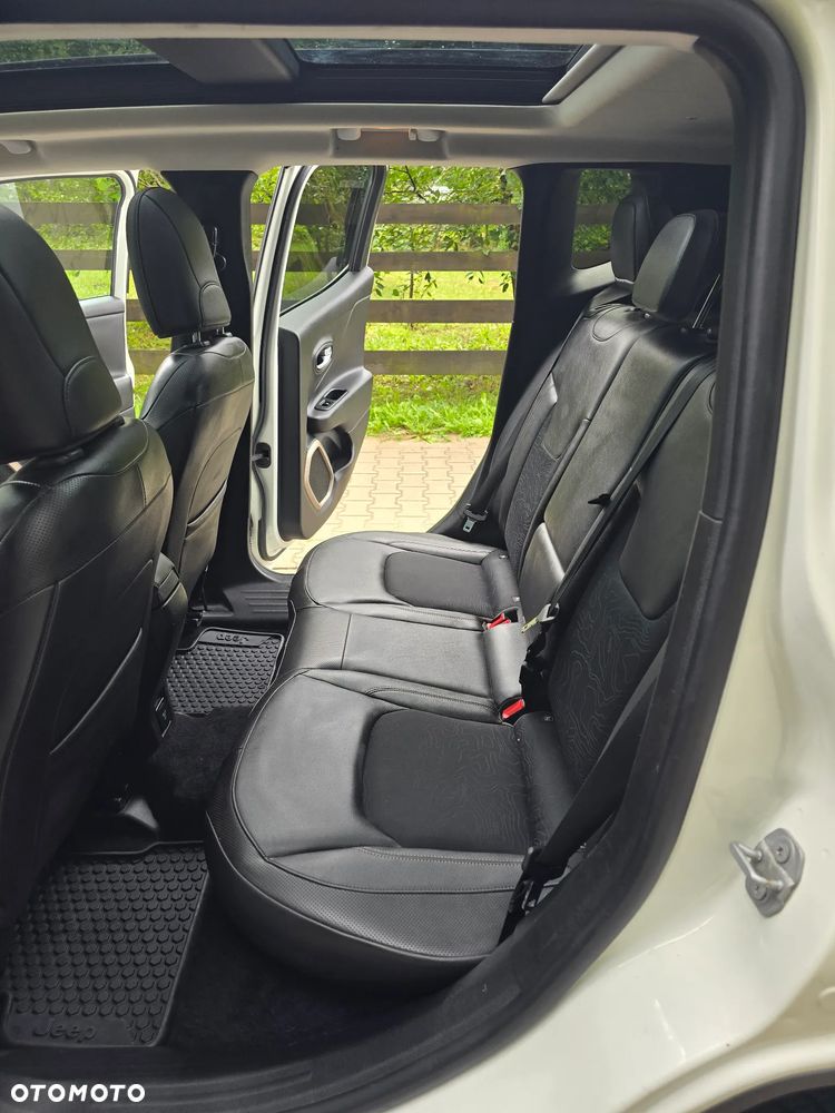 Jeep Renegade 2.0 MultiJet Active Drive Low Automatik Trailhawk - 24