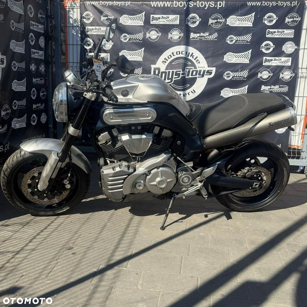 Yamaha MT - 1