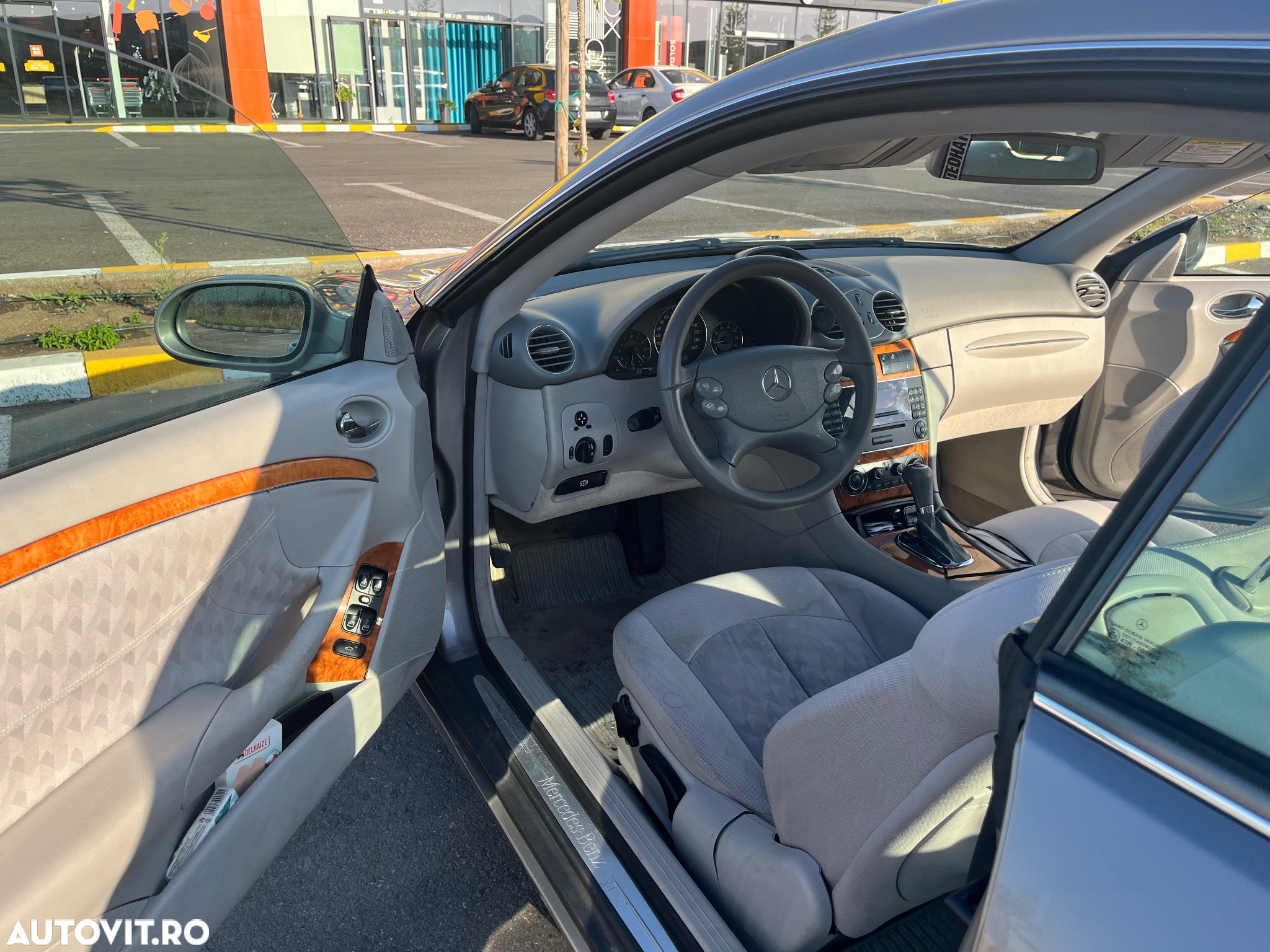 Mercedes-Benz CLK - 8