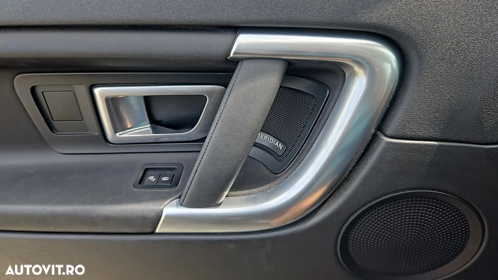 Land Rover Discovery Sport - 13