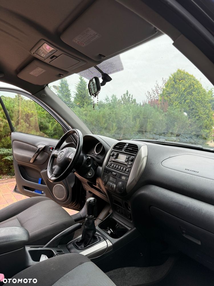 Toyota RAV4 2.0 D-4D 4x4 - 8