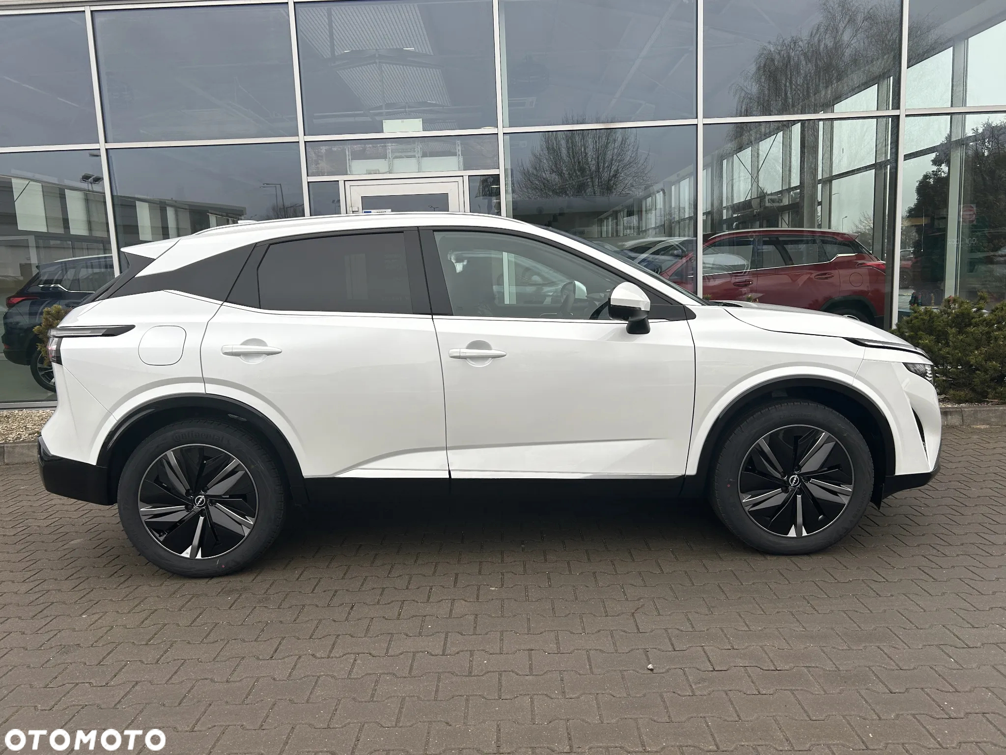Nissan Qashqai - 2