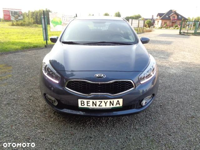 Kia Ceed 1.4 CVVT Dream Team Edition - 5