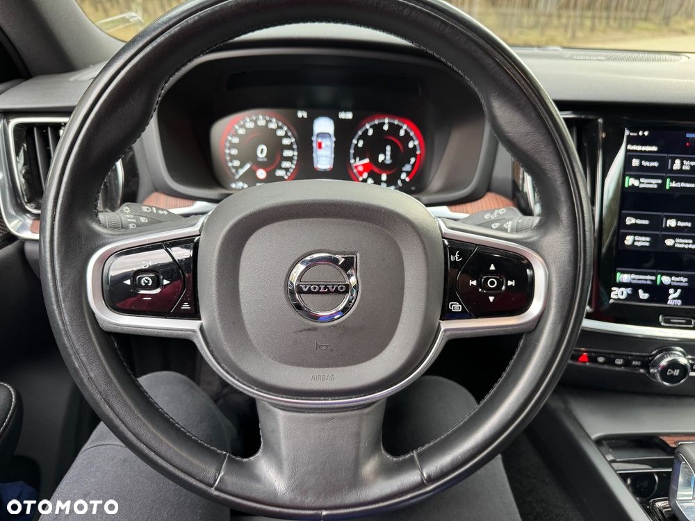 Volvo V60 - 25