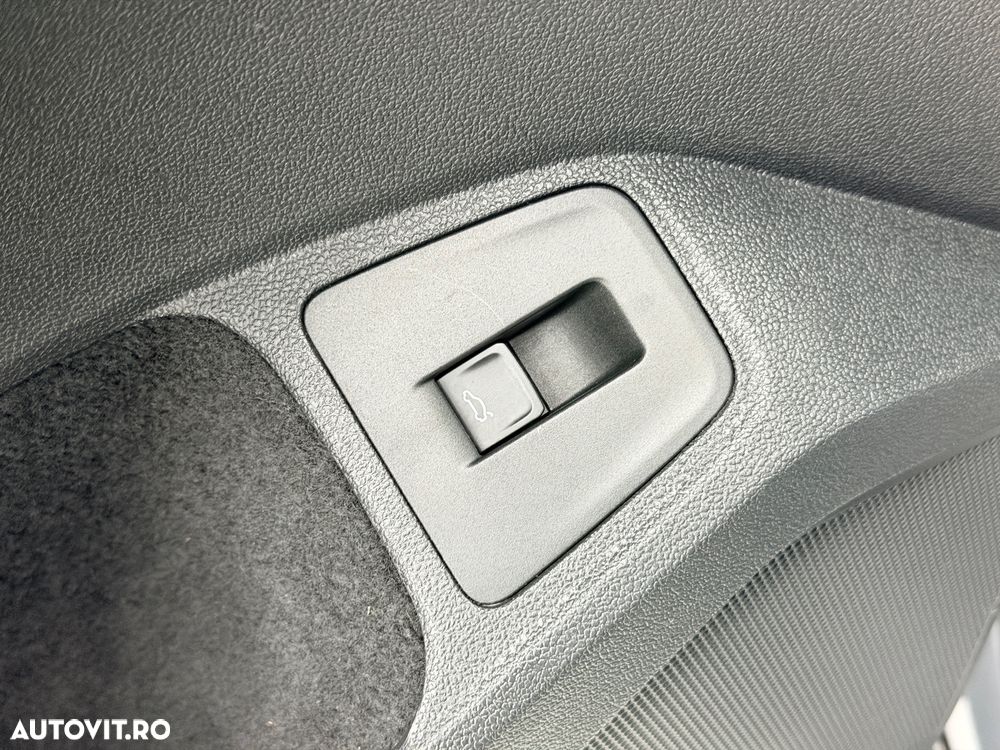 Volkswagen Tiguan ver-2-0-tdi-dsg-elegance - 11