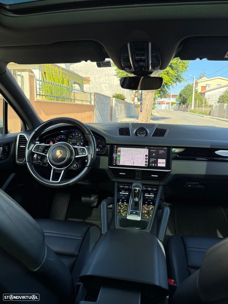 Porsche Cayenne - 8