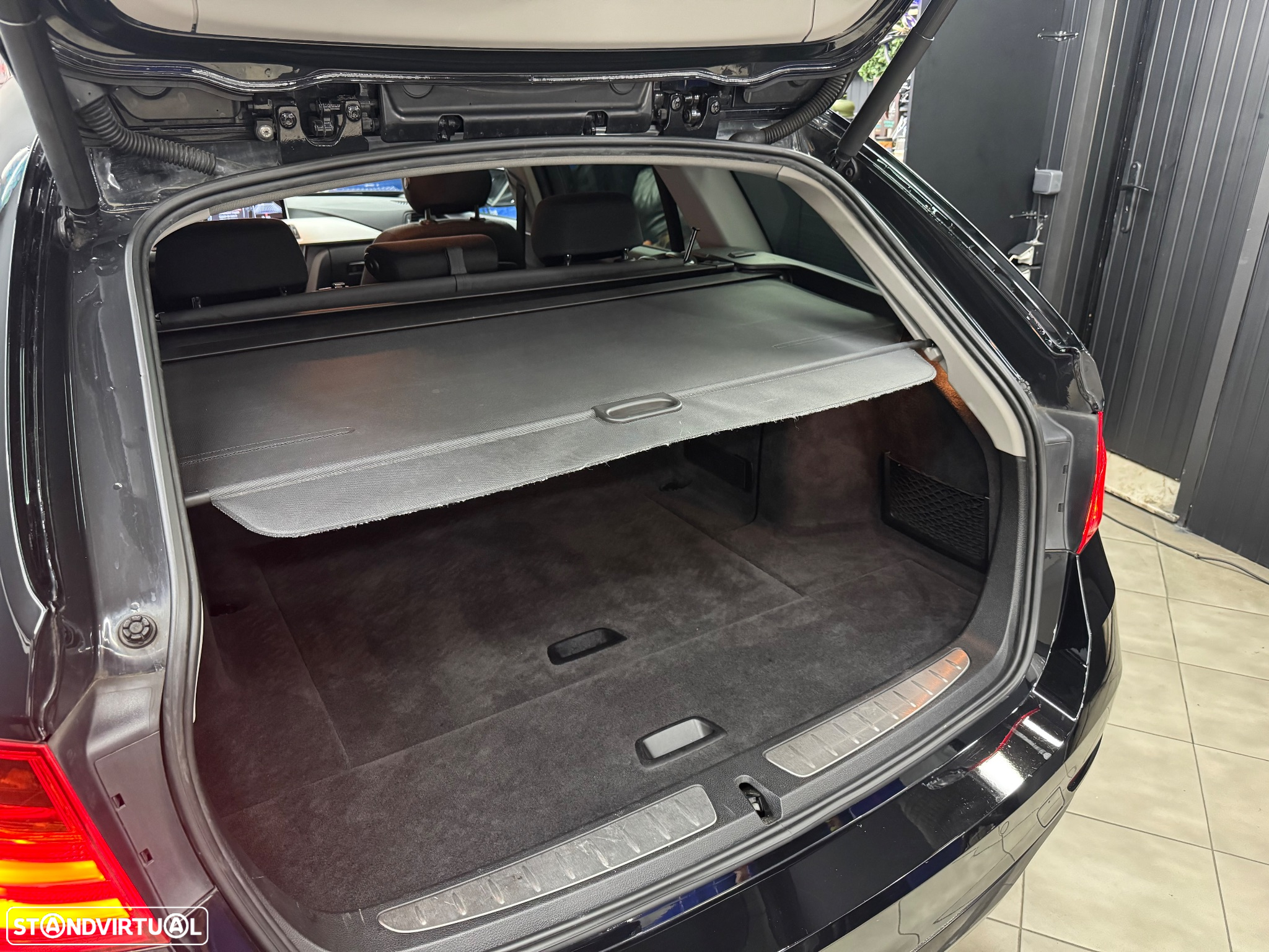 BMW 318 d Touring Auto Line Modern - 17