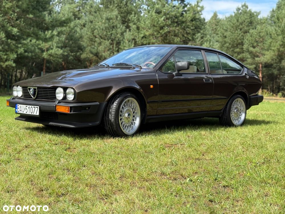Alfa Romeo GTV - 3