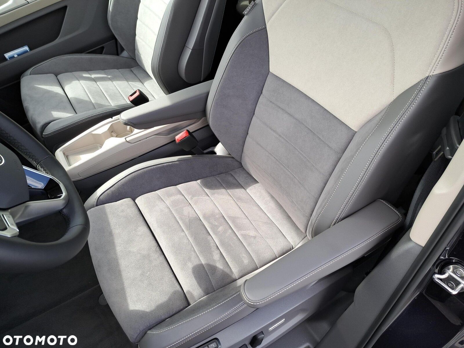 Volkswagen Multivan - 39