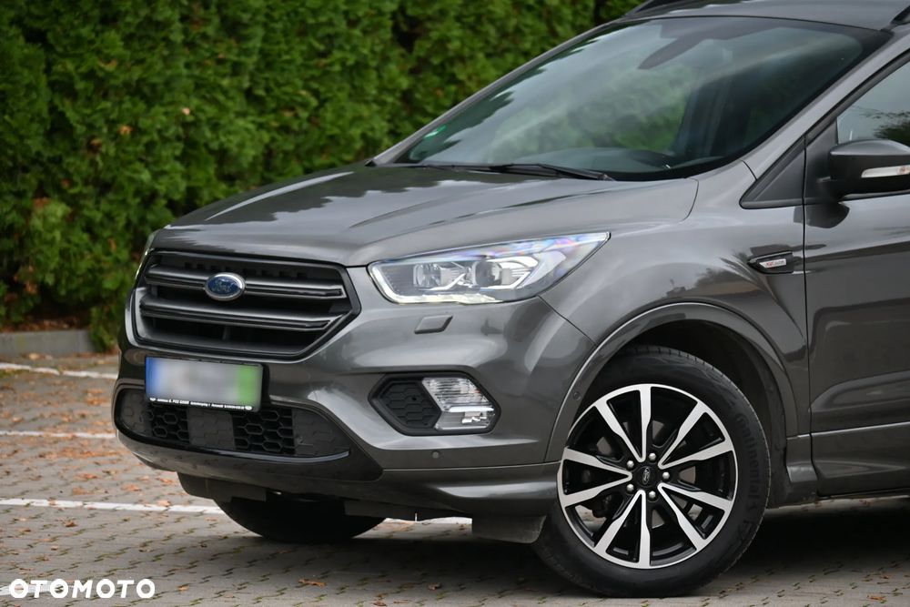 Ford Kuga 1.5 EcoBoost 2x4 ST-Line - 6