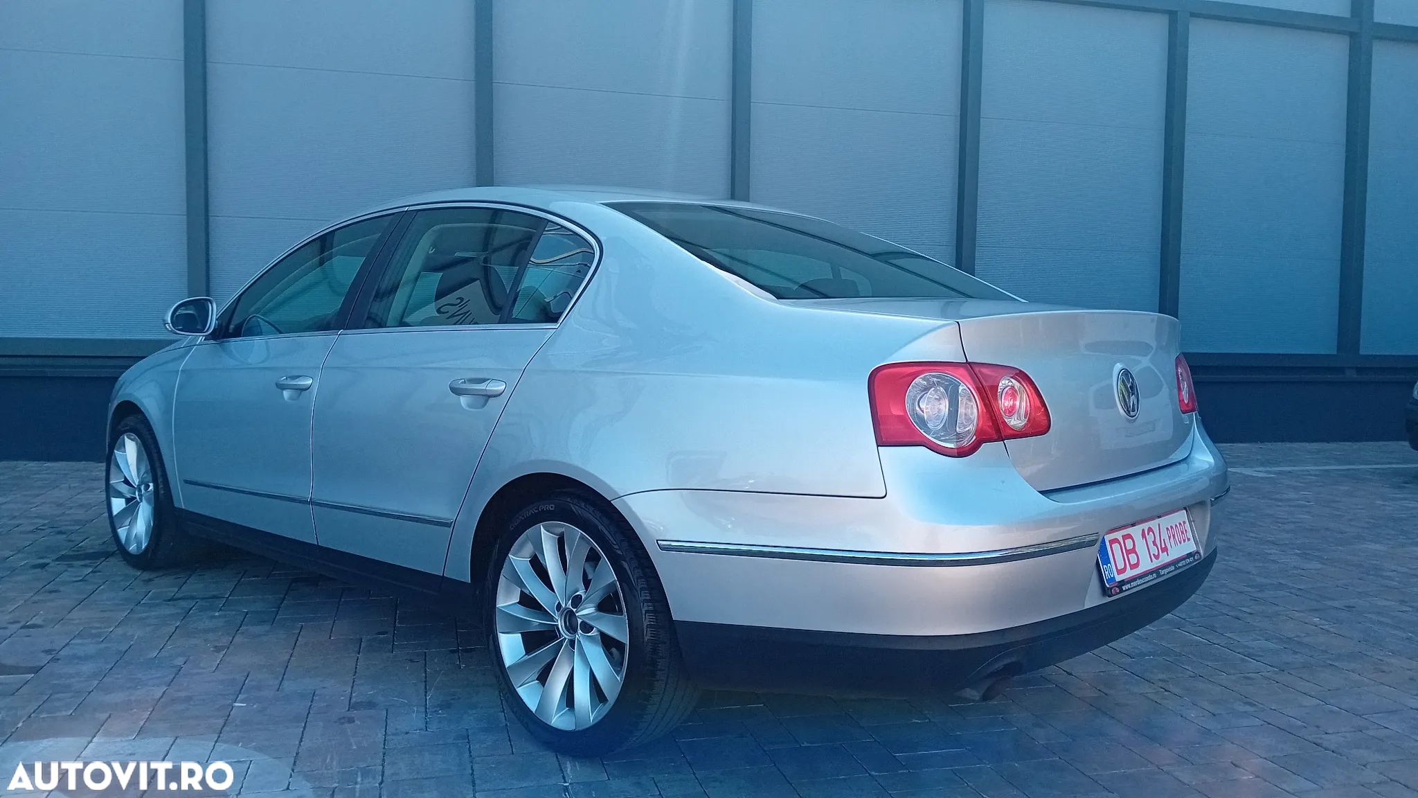 Volkswagen Passat Variant 1.6 FSI Comfortline - 9