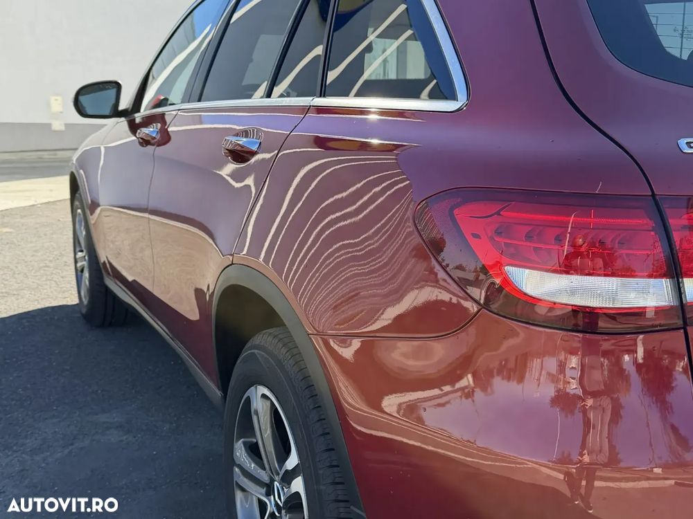 Mercedes-Benz GLC 300 4MATIC - 5
