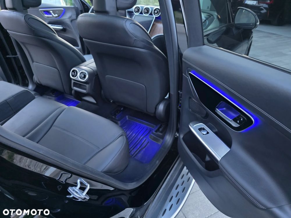 Mercedes-Benz GLC 300 mHEV 4-Matic AMG Line - 37
