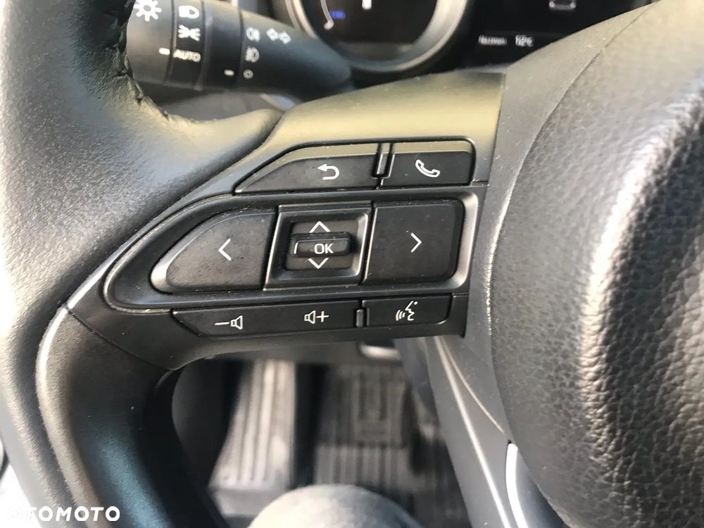 Toyota Yaris Hybrid 1.5 Executive - 12