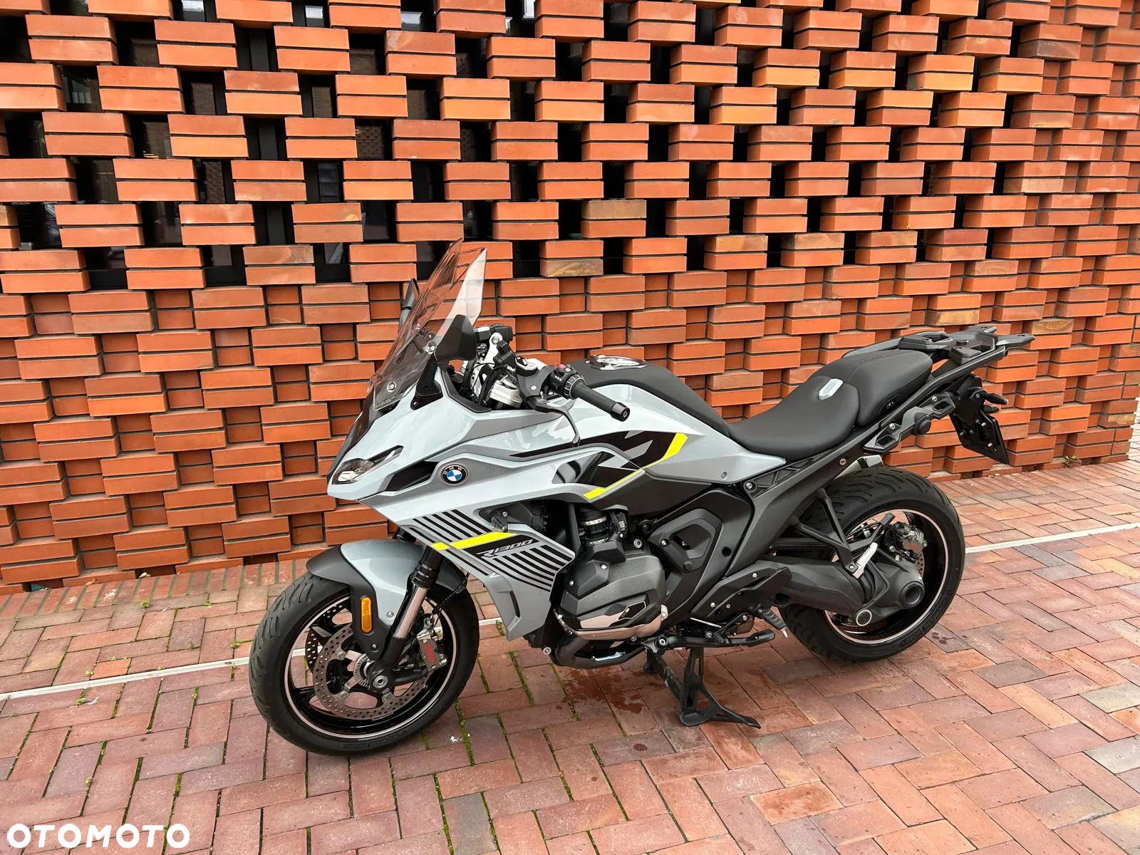BMW R - 18