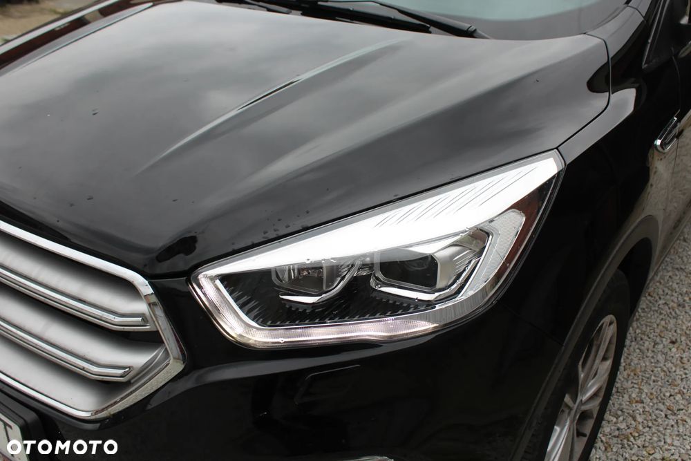 Ford Kuga - 10